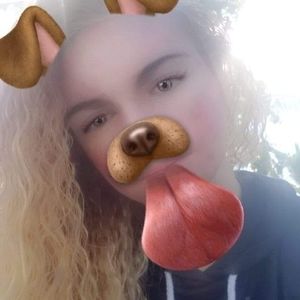 Meet your Posher, Aroura